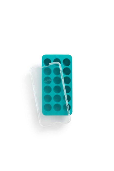 Lekue ice cube maker with lid