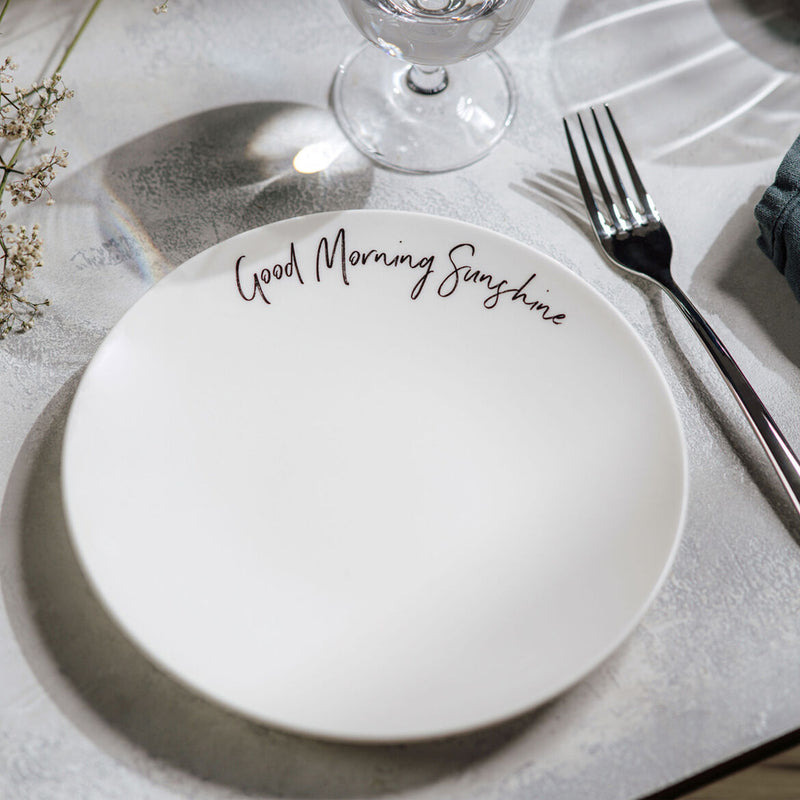 Villeroy and Boch Like Statement Plate