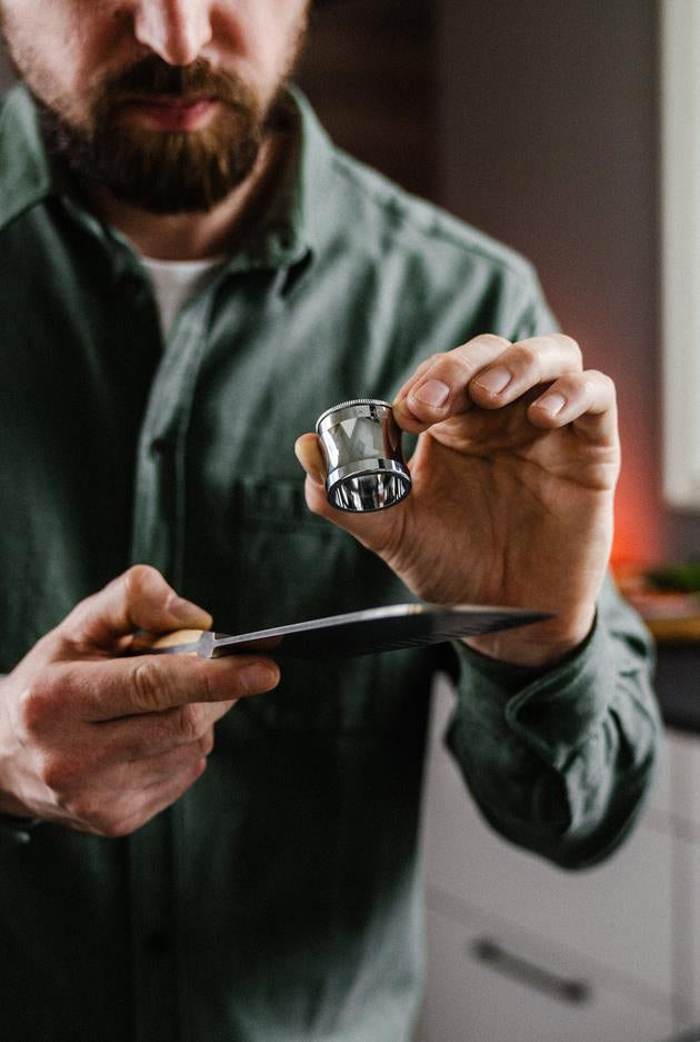 Horl Magnifying Glass