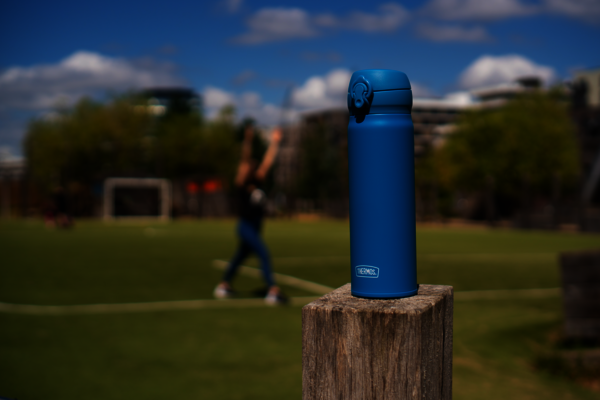 Thermos insulated drinking bottle Ultralight azure water