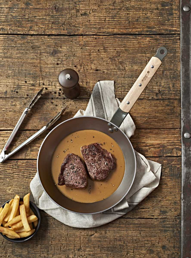 de Buyer Eisenpfanne Mineral Bois mit Holzgriff