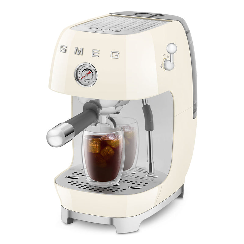 Smeg ECF03 Manuelle Espressomaschine mit Cold Brew-Funktion