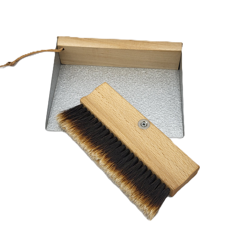 Keller table sweeping set, oiled beech, slotted horsehair