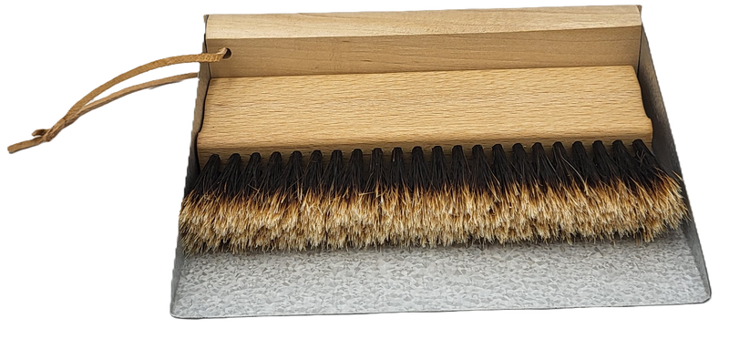 Keller table sweeping set, oiled beech, slotted horsehair