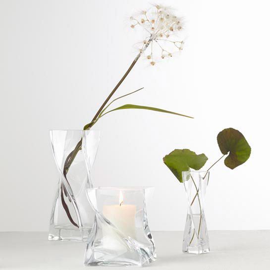 Leonardo Vase Volare