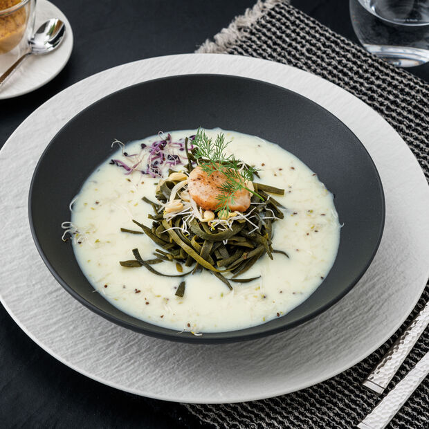 Villeroy and Boch Manufacture Rock bowl deep 29cm