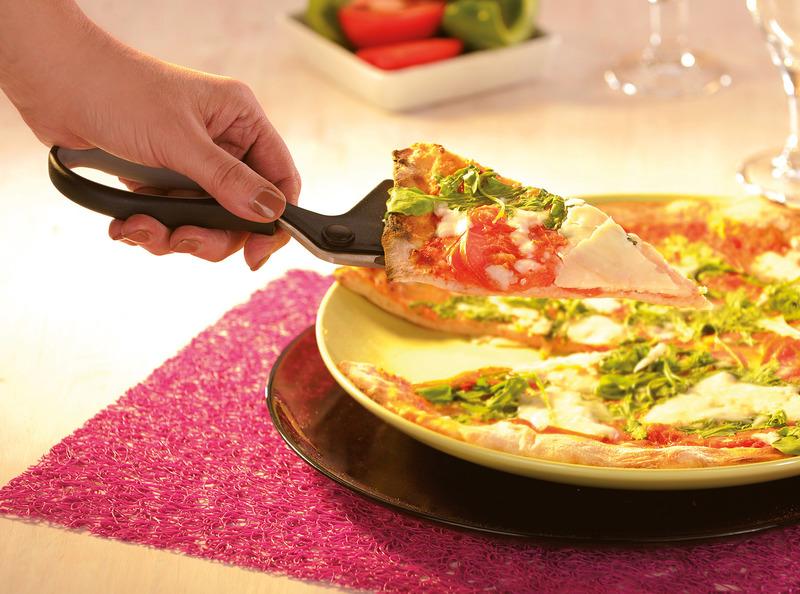 Gefu pizza scissors Pezzo red