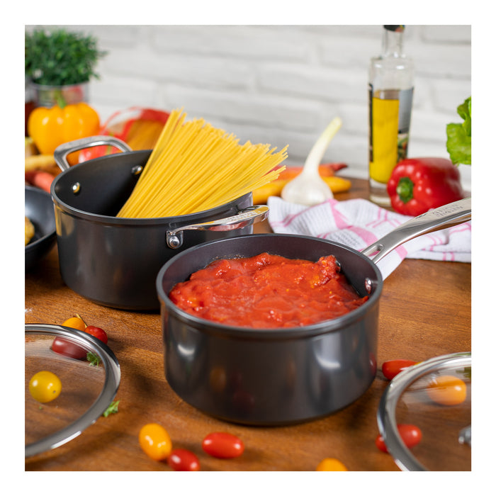 Kuhn Rikon Easy Pro saucepan with lid