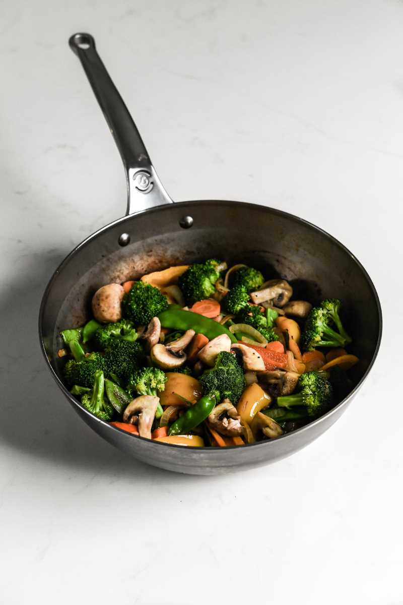 de Buyer Eisenpfanne/Sauteuse Mineral B Pro mit Edelstahlgriff 28cm