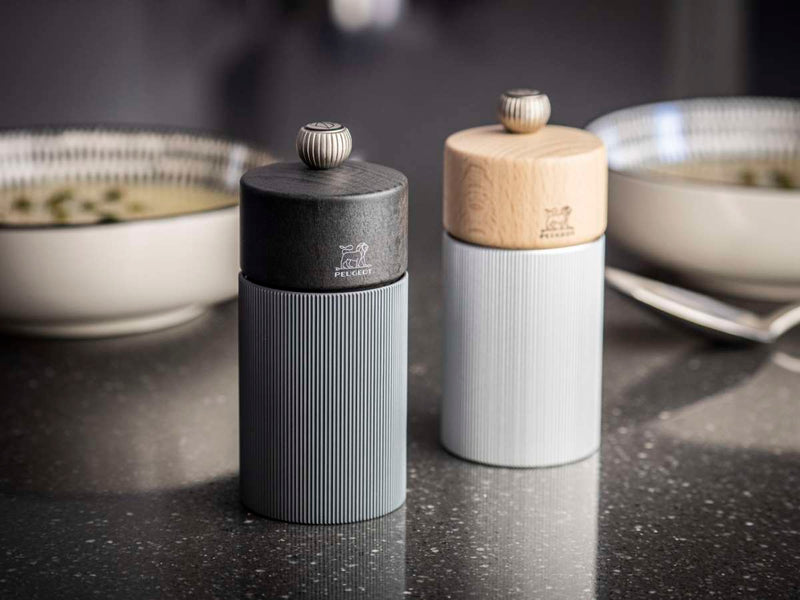 Peugeot Line Pfeffermühle Aluminium, carbone