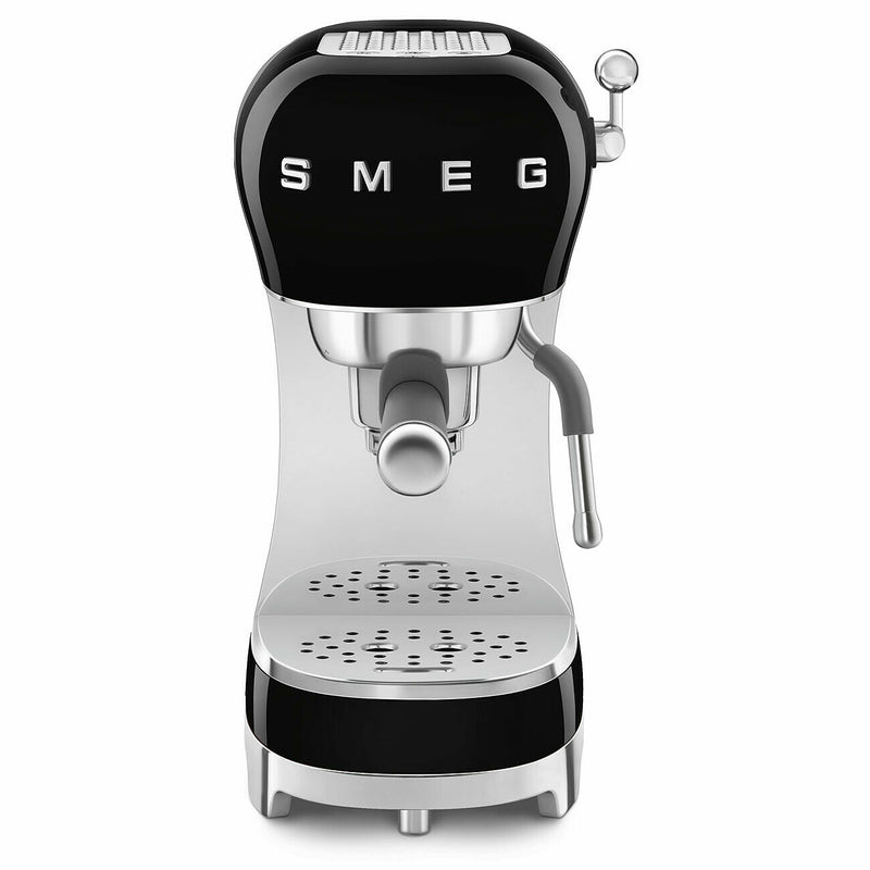 Smeg Espressomaschine ECF02 Retro Style
