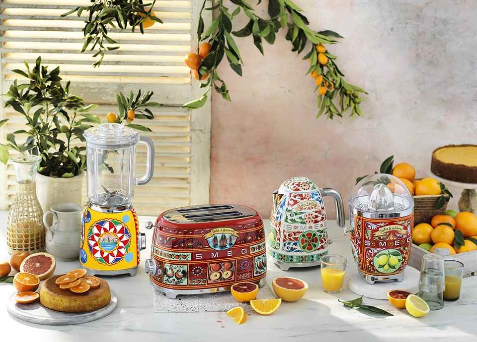 Smeg Dolce Gabbana Zitruspresse CJF01DGEU | Online kaufen bei Haushaltgeschenke — haushaltgeschenke.de