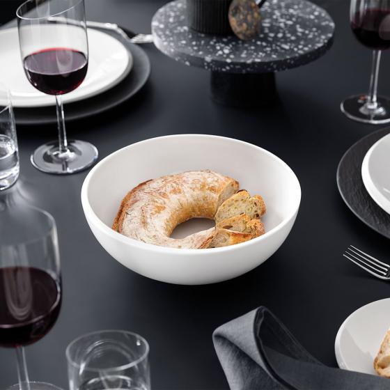 Villeroy and Boch NewMoon medium bowl 2.2l